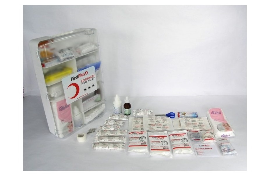 FIRSTPLUS PHARMACY CABINET